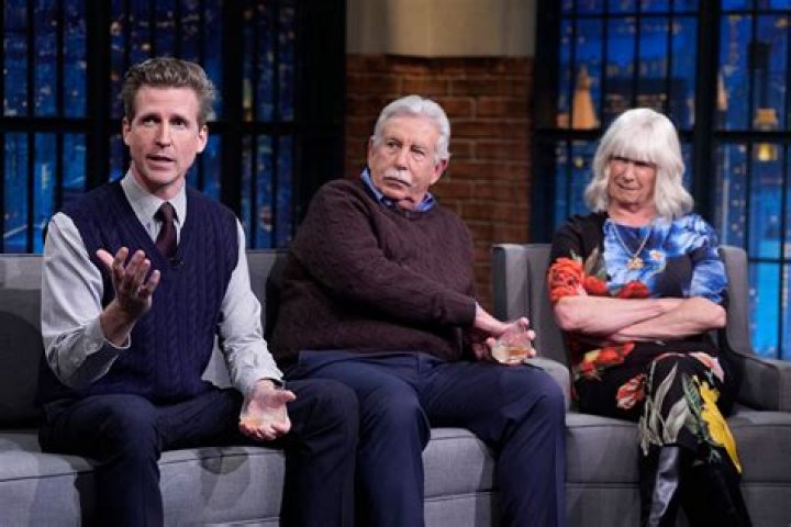 Are Josh and Seth Meyers twins