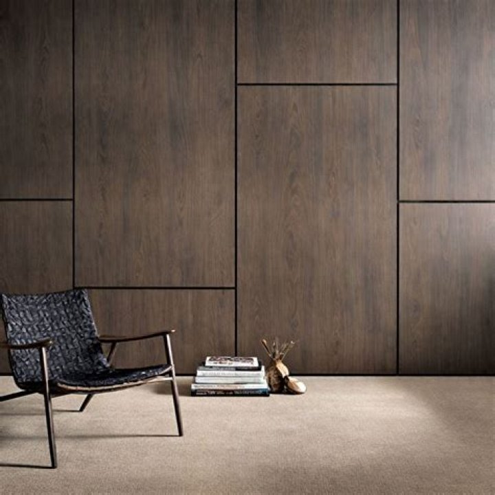 Can you put laminate on a wall