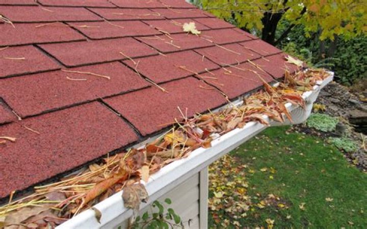Is it bad to not clean gutters