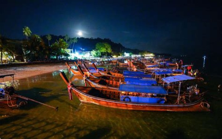 Is it worth staying in Phi Phi