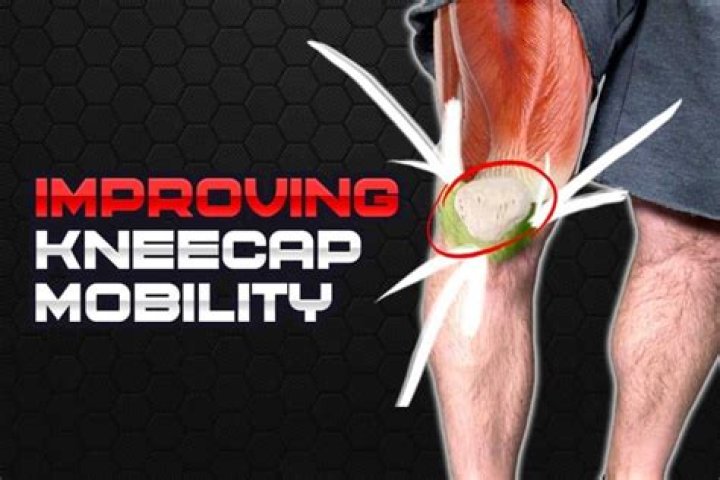 Is my kneecap supposed to move