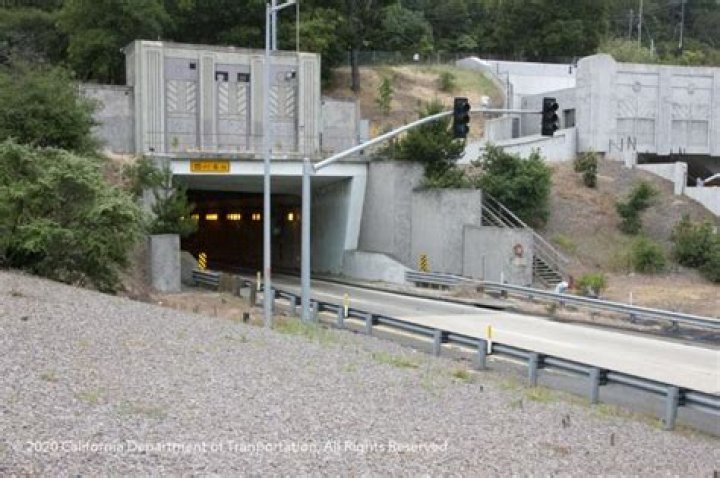 Is the Caldecott Tunnel closed