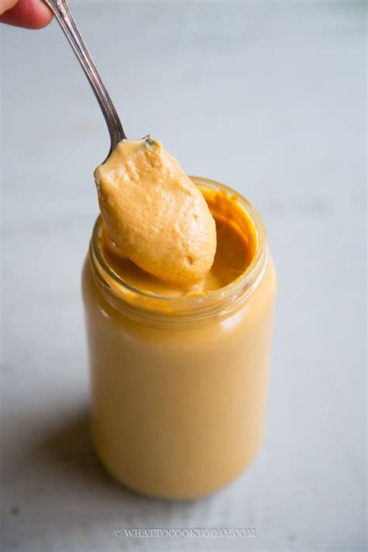 Is there low fat peanut butter
