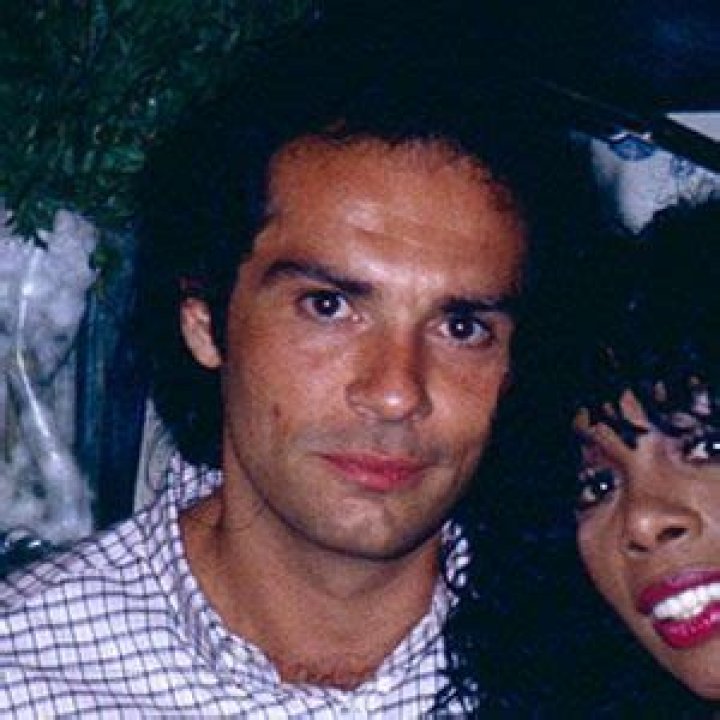 What ethnicity is Bruce Sudano